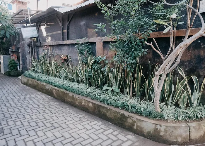 Kubu Indah 4* サヌール